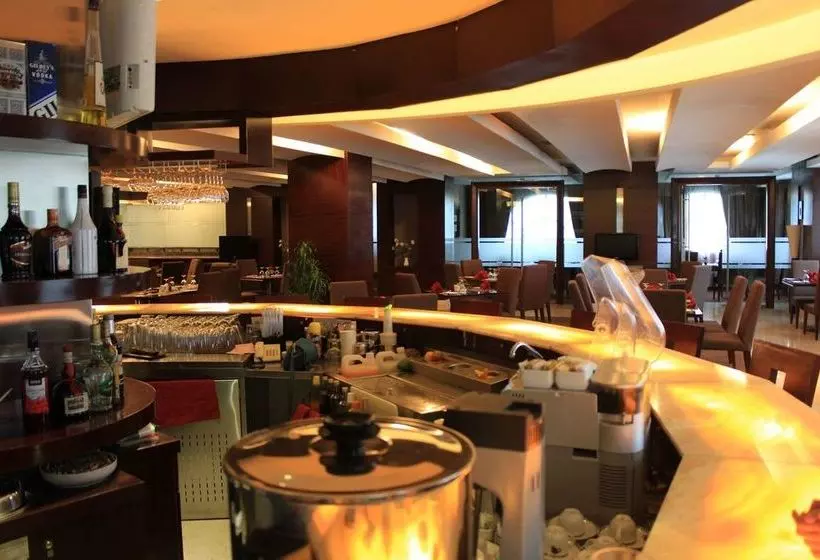 Hotel President Executive Club