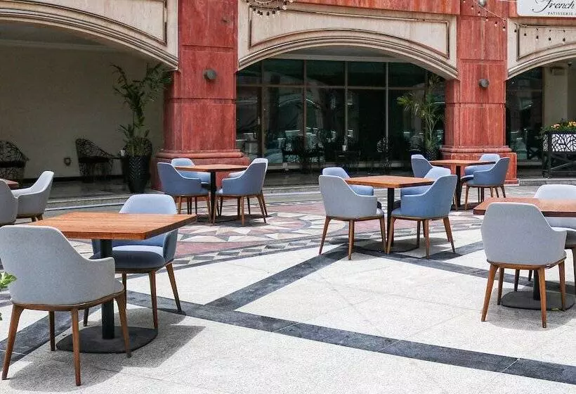 ホテル Millennium Plaza Doha