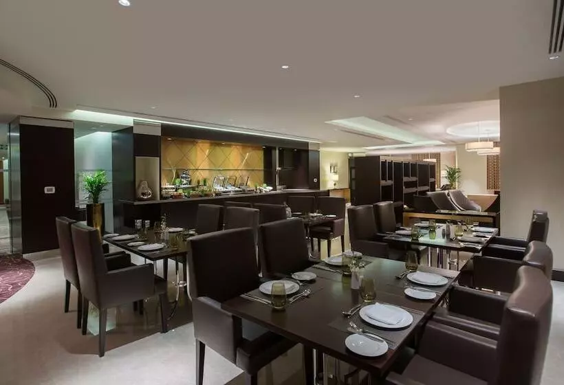 ホテル Millennium Plaza Doha