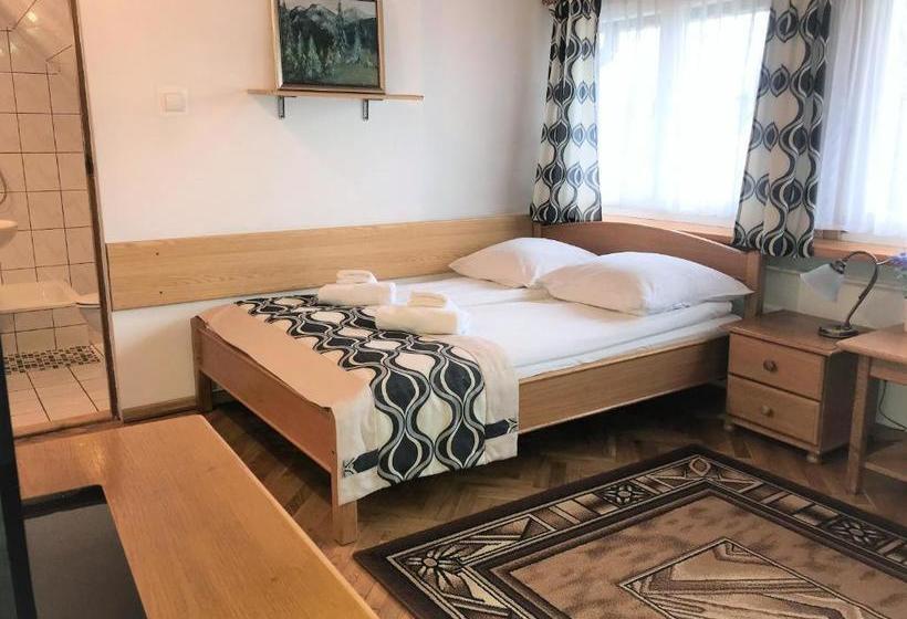 בית מלון כפרי Pensjonat Adria