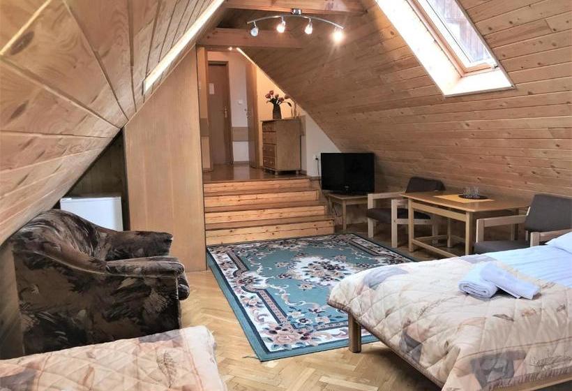 בית מלון כפרי Pensjonat Adria