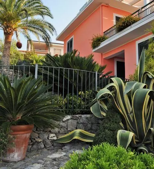 Hotelli Residence La Cycas