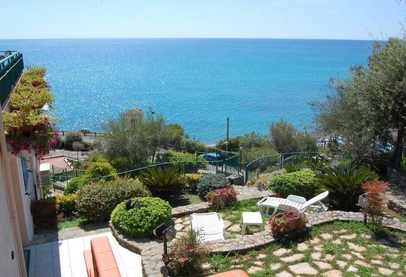 Hotelli Residence La Cycas