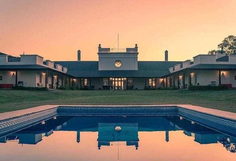 Отель Santa Cristina