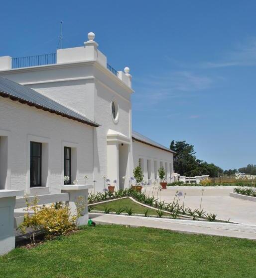 Отель Santa Cristina