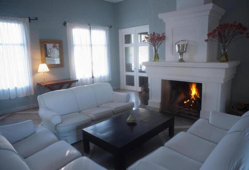 Отель Santa Cristina