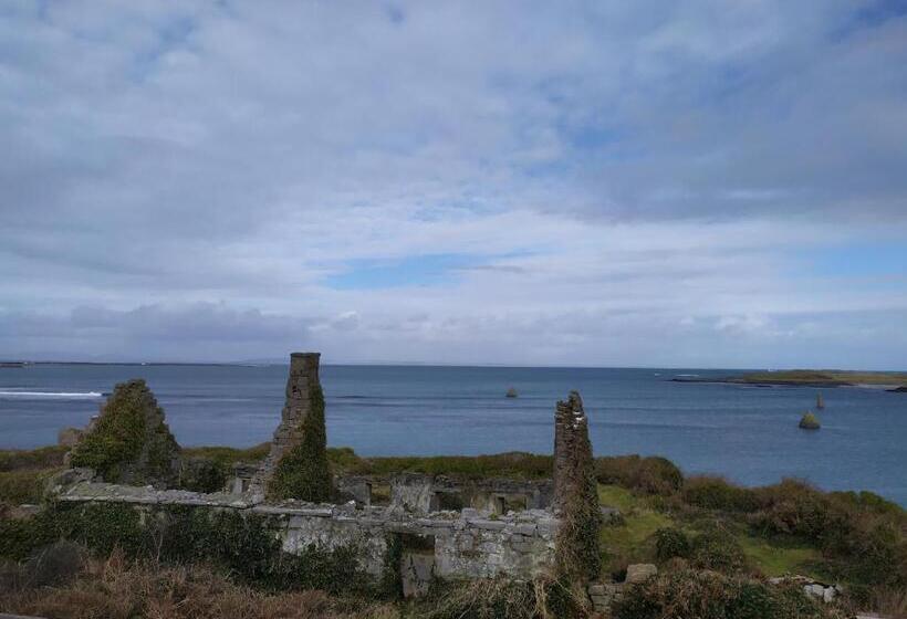 פנסיון Tigh Fitz Bed & Breakfast