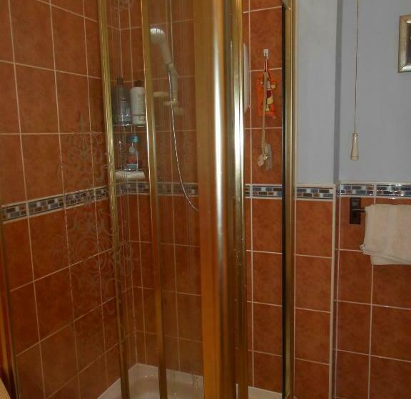 Rose Villa Bed And Breakfast