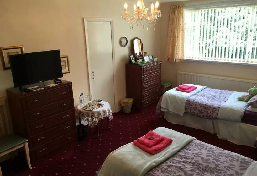 Rose Villa Bed And Breakfast