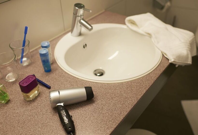 Congress Apartments By Hotel Du Commerce