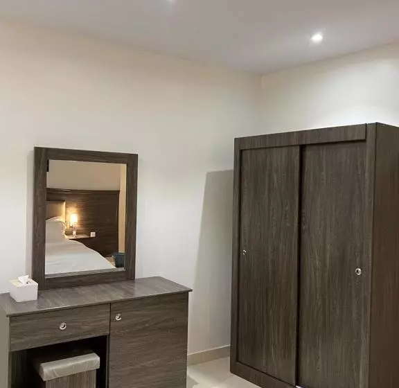 One Bedroom Suite Al Yamamah