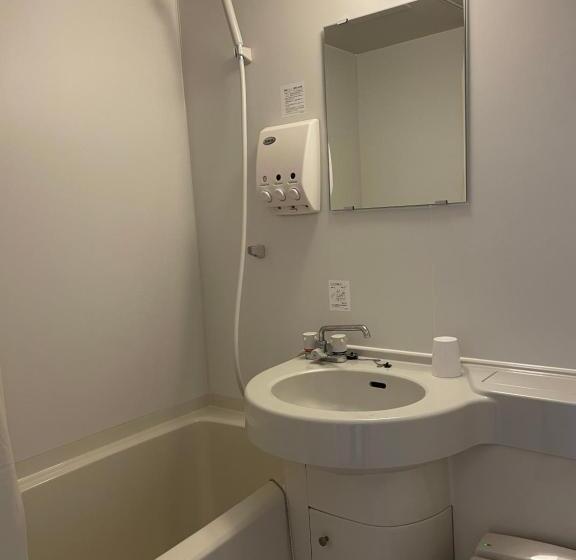 ビジネスホテル 山手inn