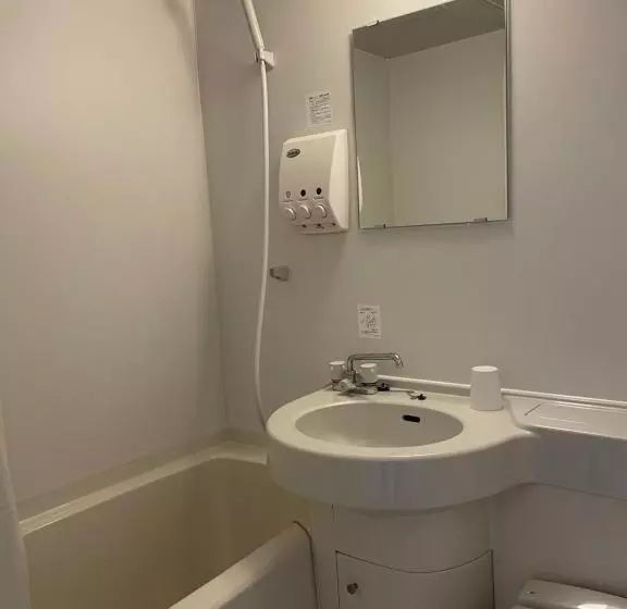 ビジネスホテル 山手inn