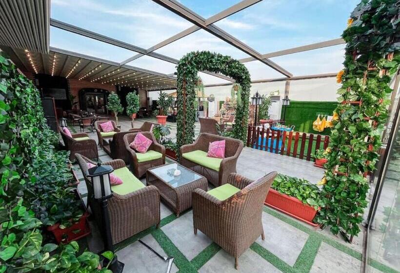 ホテル ميلانا Milana