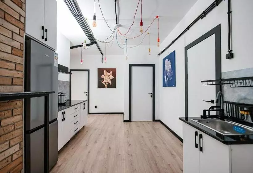 68 Hostel