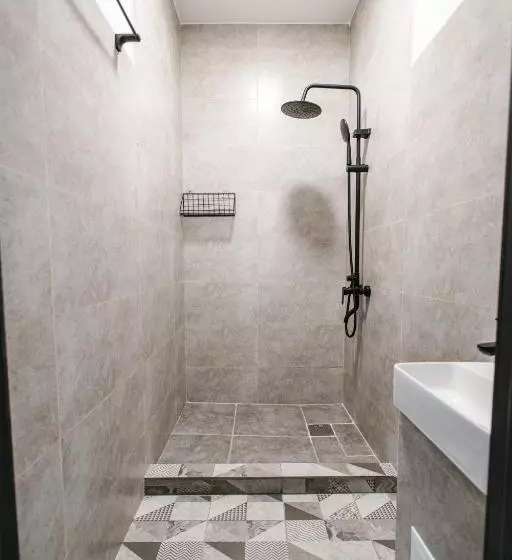 68 Hostel