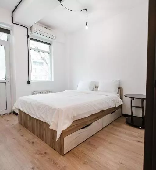 68 Hostel