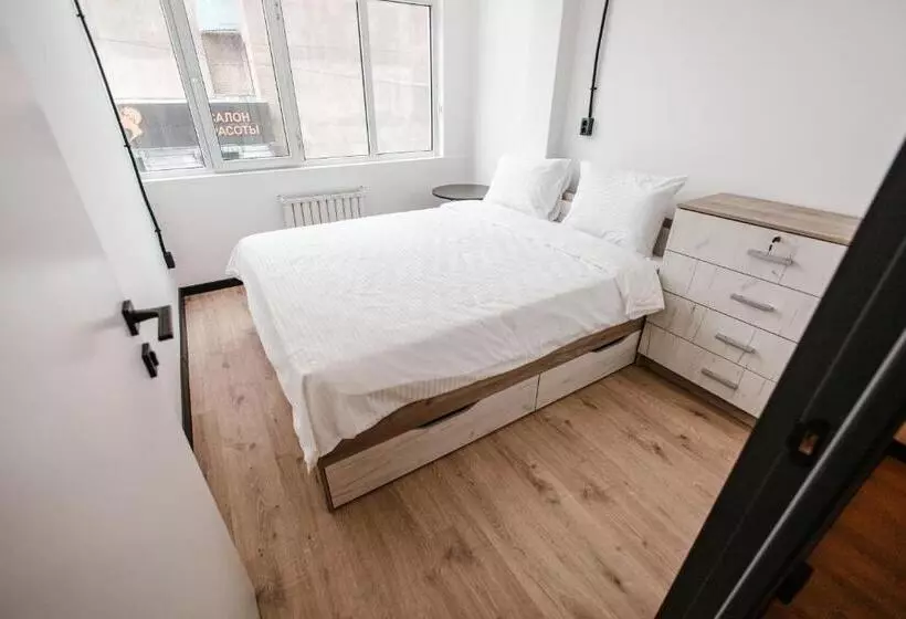 68 Hostel