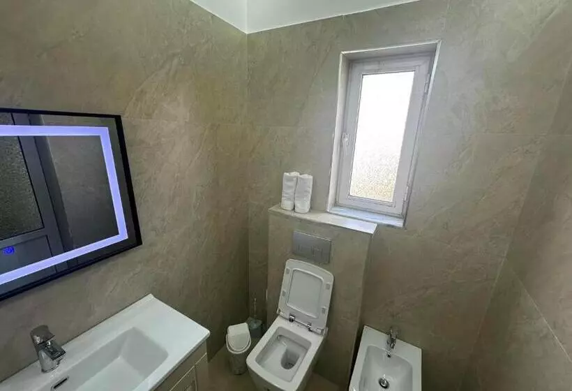 Algen Room S