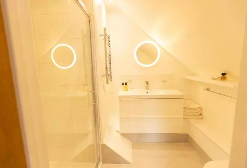 Aamiaismajoitus (B&B) Lady Hall  Guest House