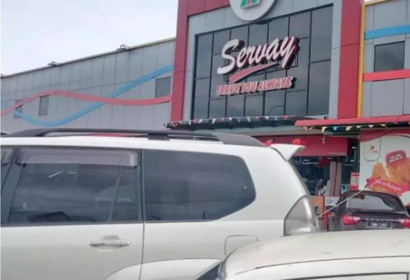 ベッドアンドブレックファースト May Room Semporna