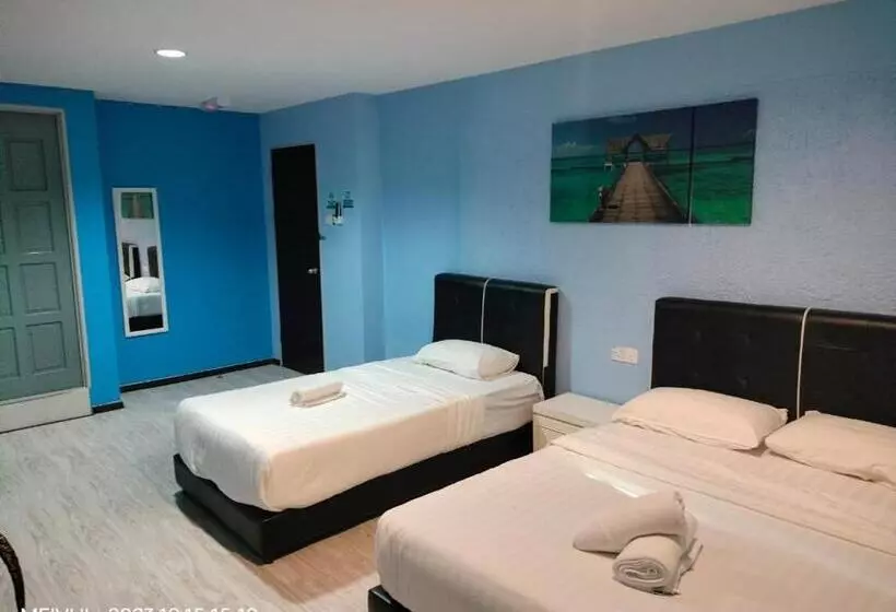 ベッドアンドブレックファースト May Room Semporna