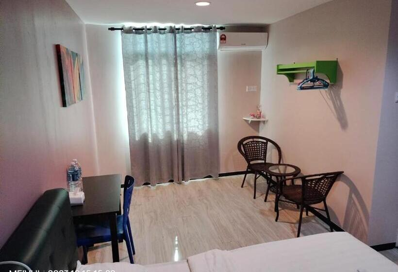 צימר May Room Semporna