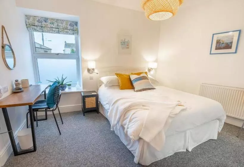 Aamiaismajoitus (B&B) Porthleven B And B