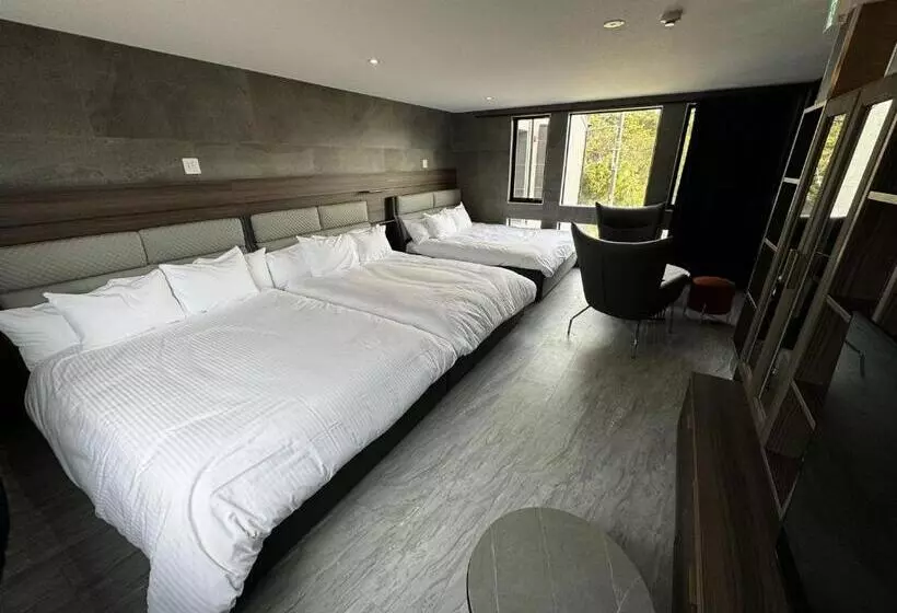 Hotelli Plufino Resort Villa