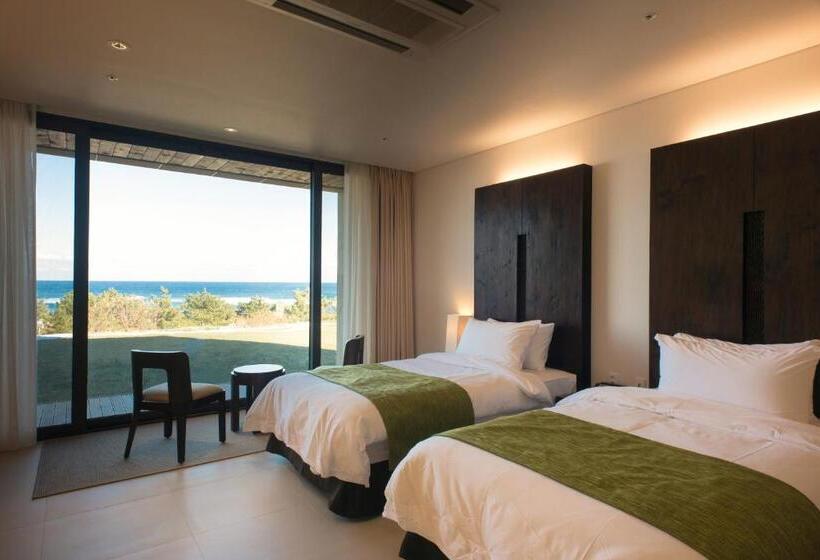 בית מלון כפרי Maple Beach Golf & Resort