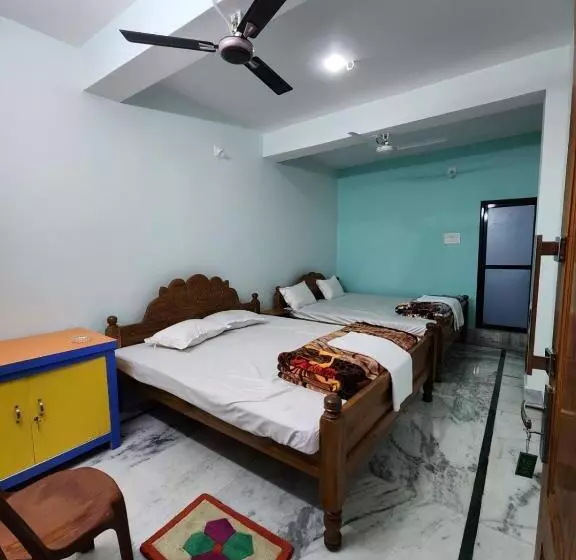 ホテル Bamni Tourist Lodge