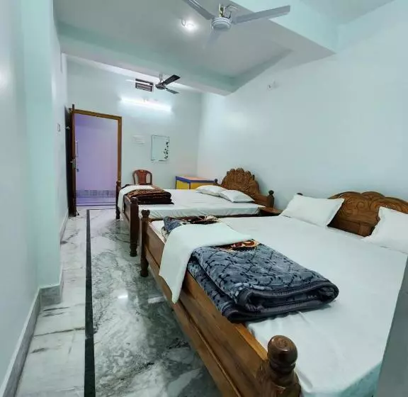 ホテル Bamni Tourist Lodge