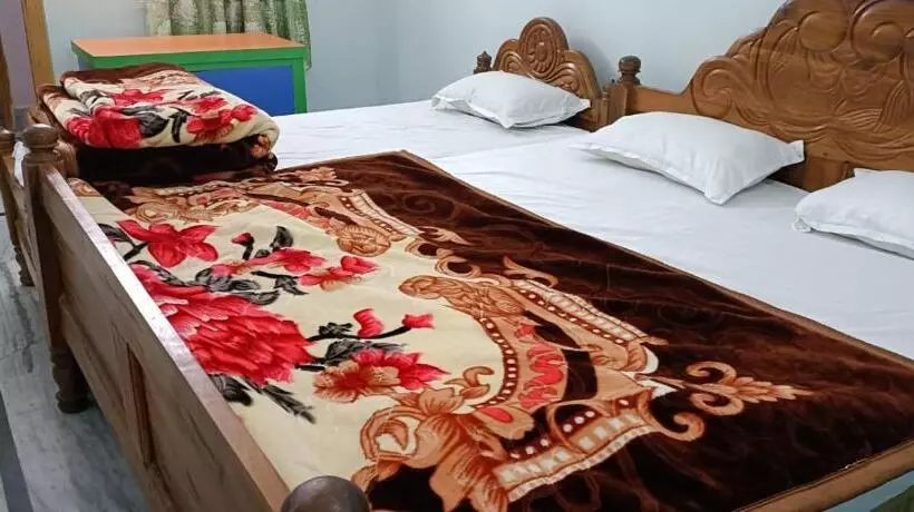 ホテル Bamni Tourist Lodge