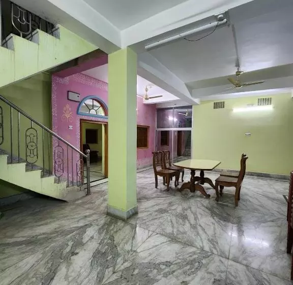 ホテル Bamni Tourist Lodge