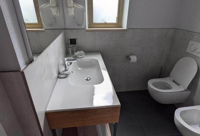 فندق Gabbiano Garda Lake Collection