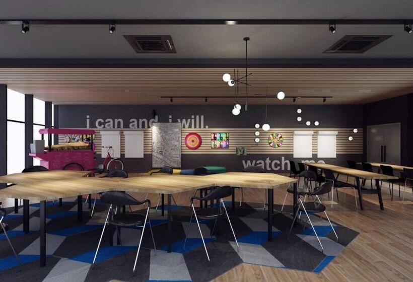 هتل Moxy Putrajaya