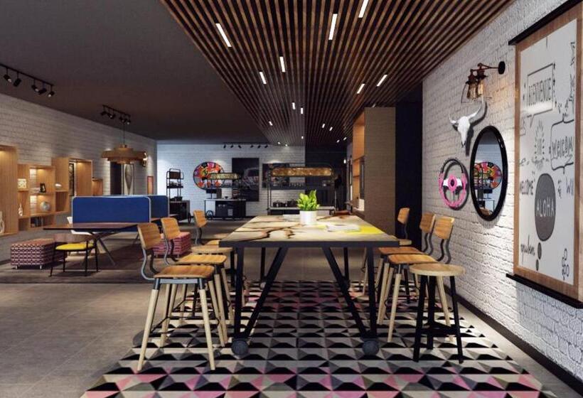 هتل Moxy Putrajaya