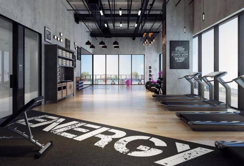 هتل Moxy Putrajaya