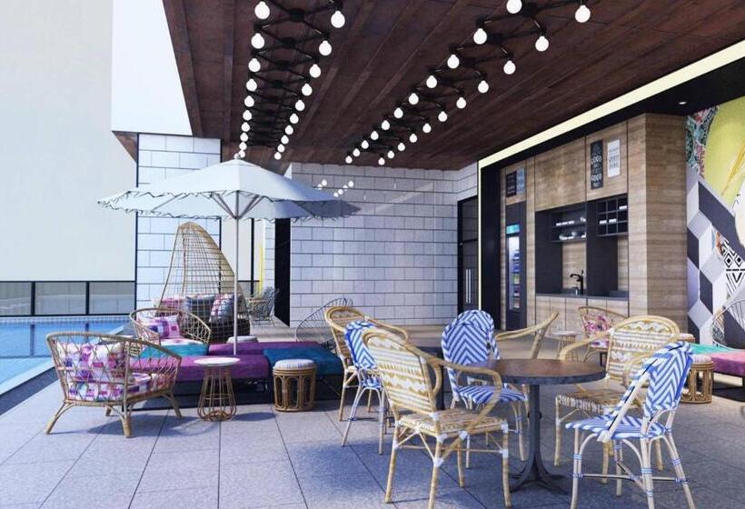 هتل Moxy Putrajaya