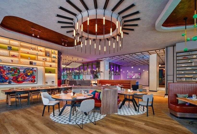 هتل Moxy Putrajaya