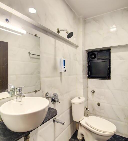 فندق Opal Comforts A Business