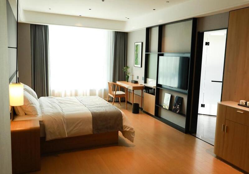 Отель Thank Inn Chain Xinxiang Central Avenue