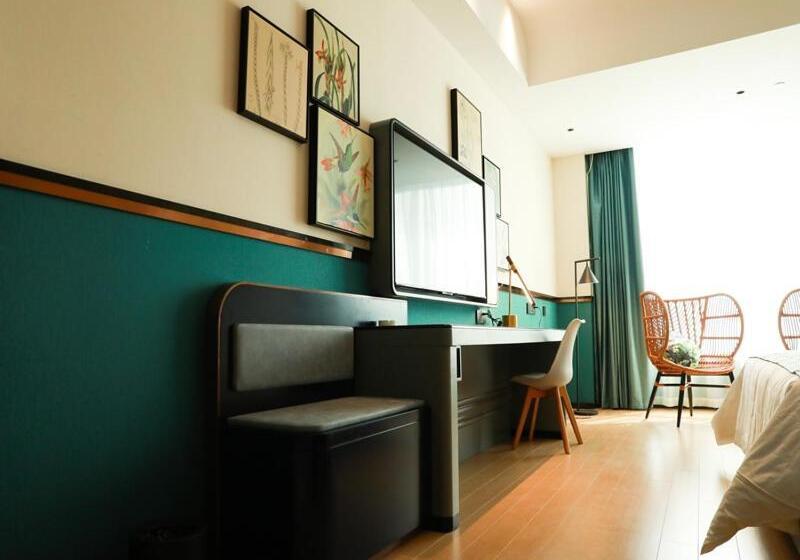 Отель Thank Inn Chain Xinxiang Central Avenue