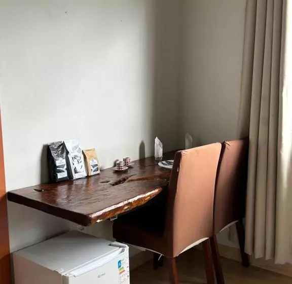 ペンション Castelo Fort