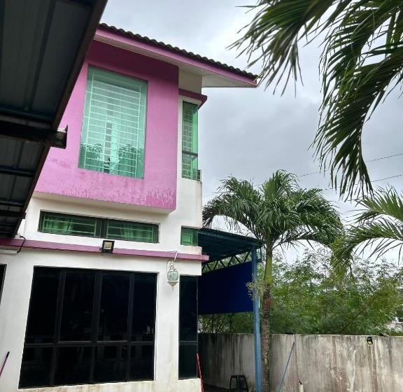 بنسيون Sufi Homestay Kota Bharu