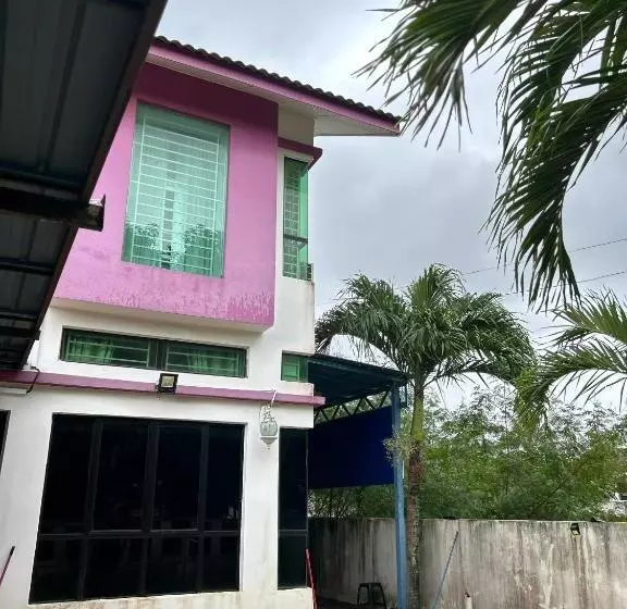 ペンション Sufi Homestay Kota Bharu