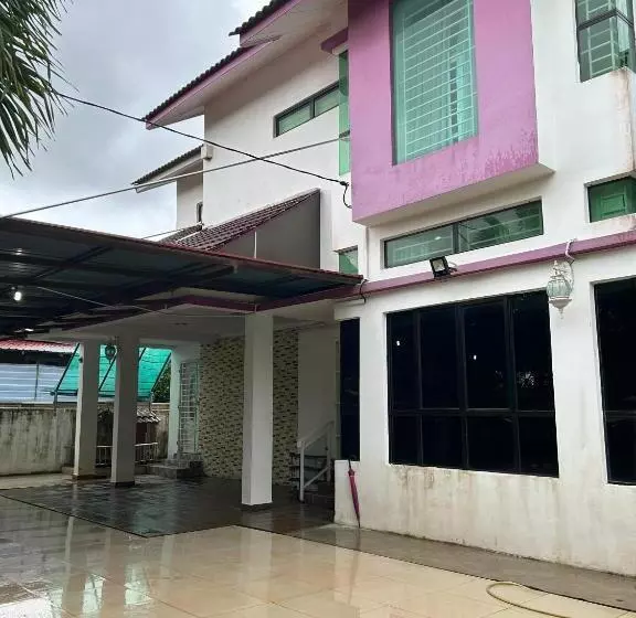 ペンション Sufi Homestay Kota Bharu