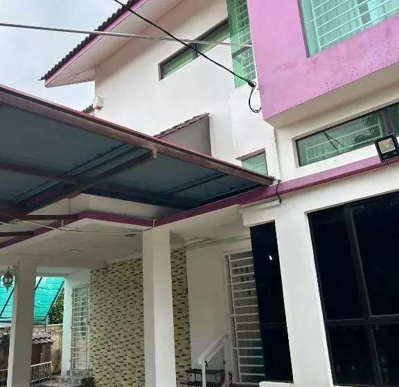 ペンション Sufi Homestay Kota Bharu