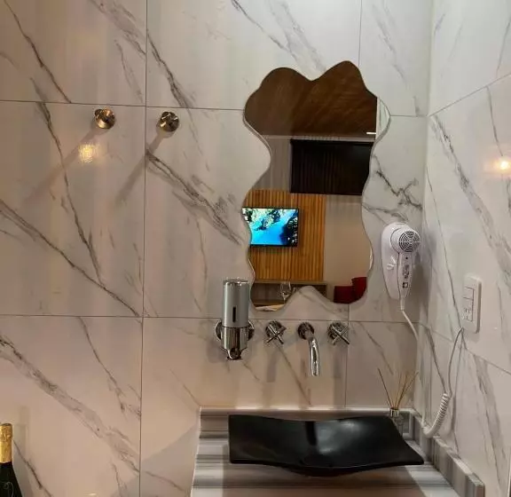 Sunset Paradise Suites