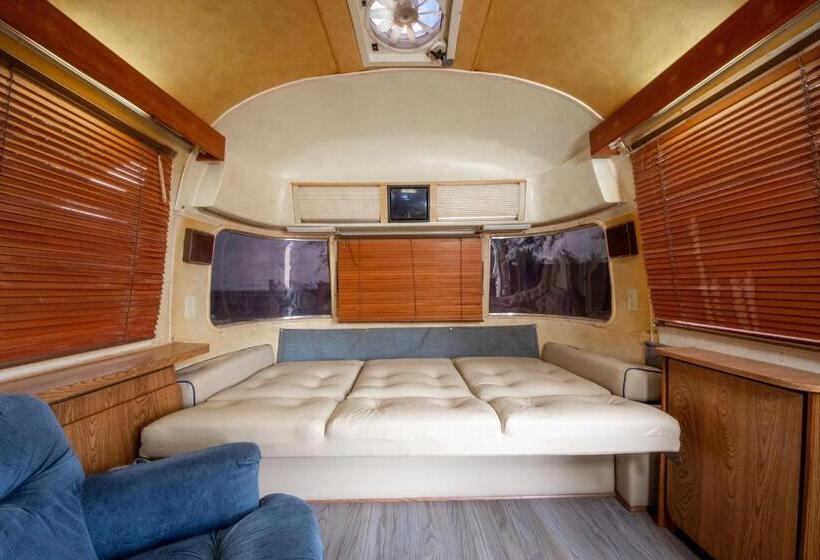 הוסטל Big Texan Wagons